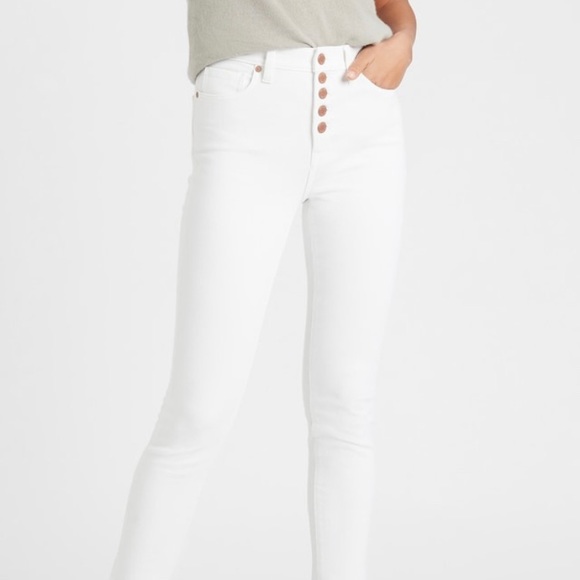 ***SOLD ELSEWHERE*** NWT BR White Button Up Slim High Rise Jeans - Picture 2 of 2